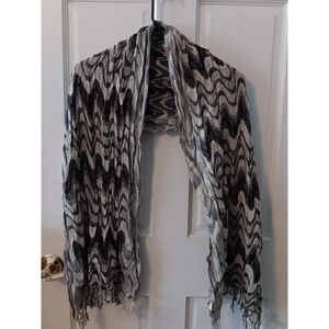 Black and Gray Patterned Scarf/Shawl